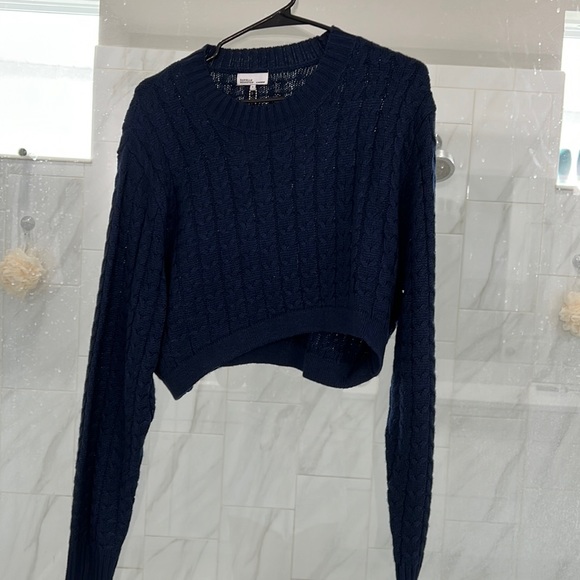 Danielle Bernstein cropped mock neck cable sweater - Picture 1 of 4